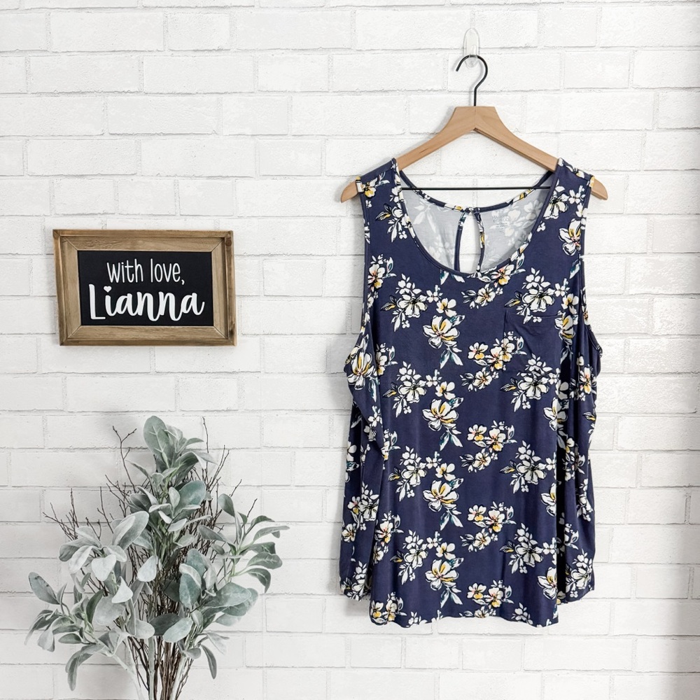 MARKET & SPRUCE Stitch Fix Blue Floral Pocket Tank Top